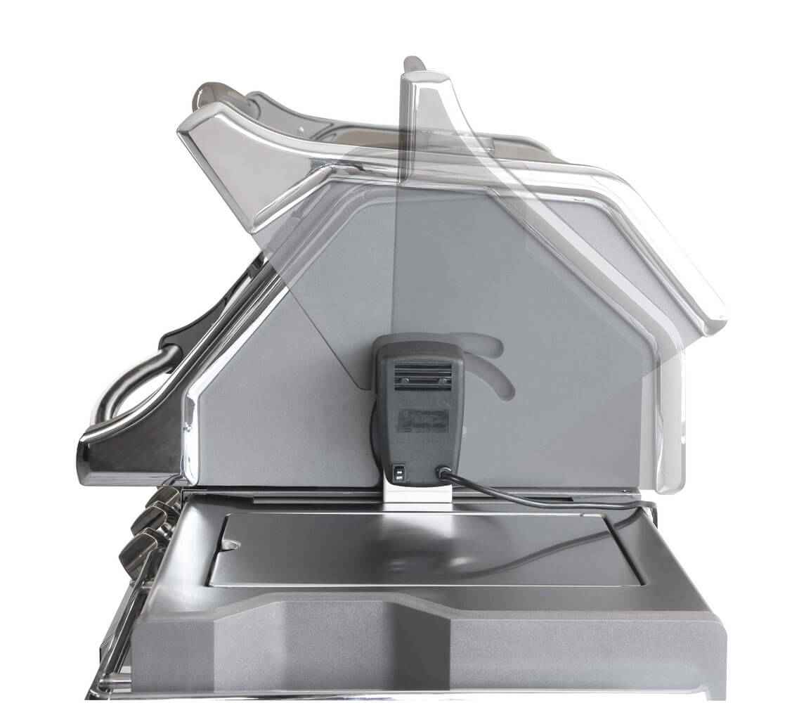 Gas Grill with Infrared Rear Burner - Prestige PRO™ 665