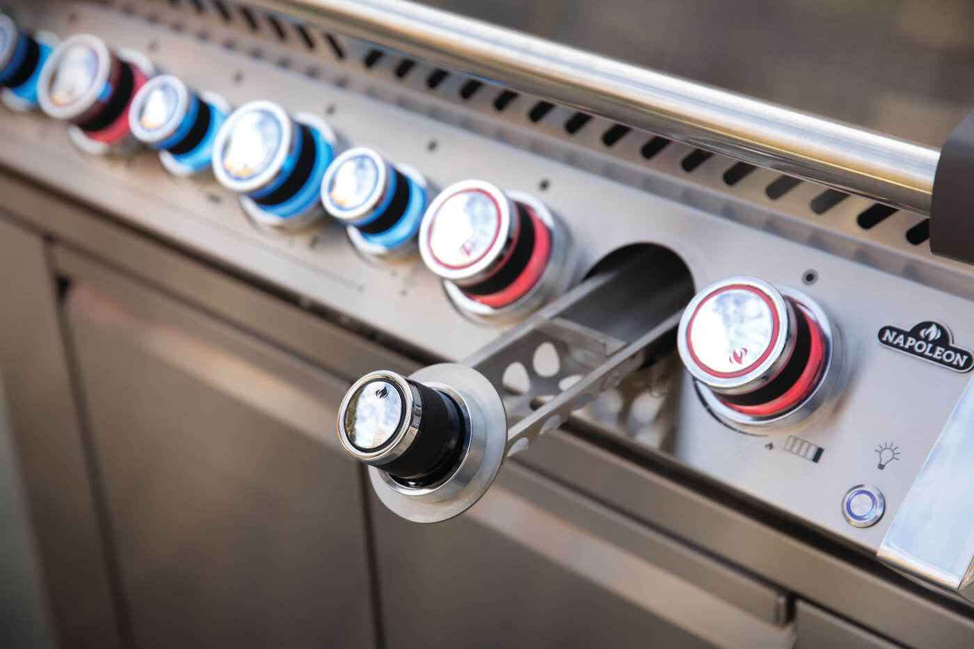 Gas Grill Prestige PRO 665 RSIB with Infrared Side and Rear Burners