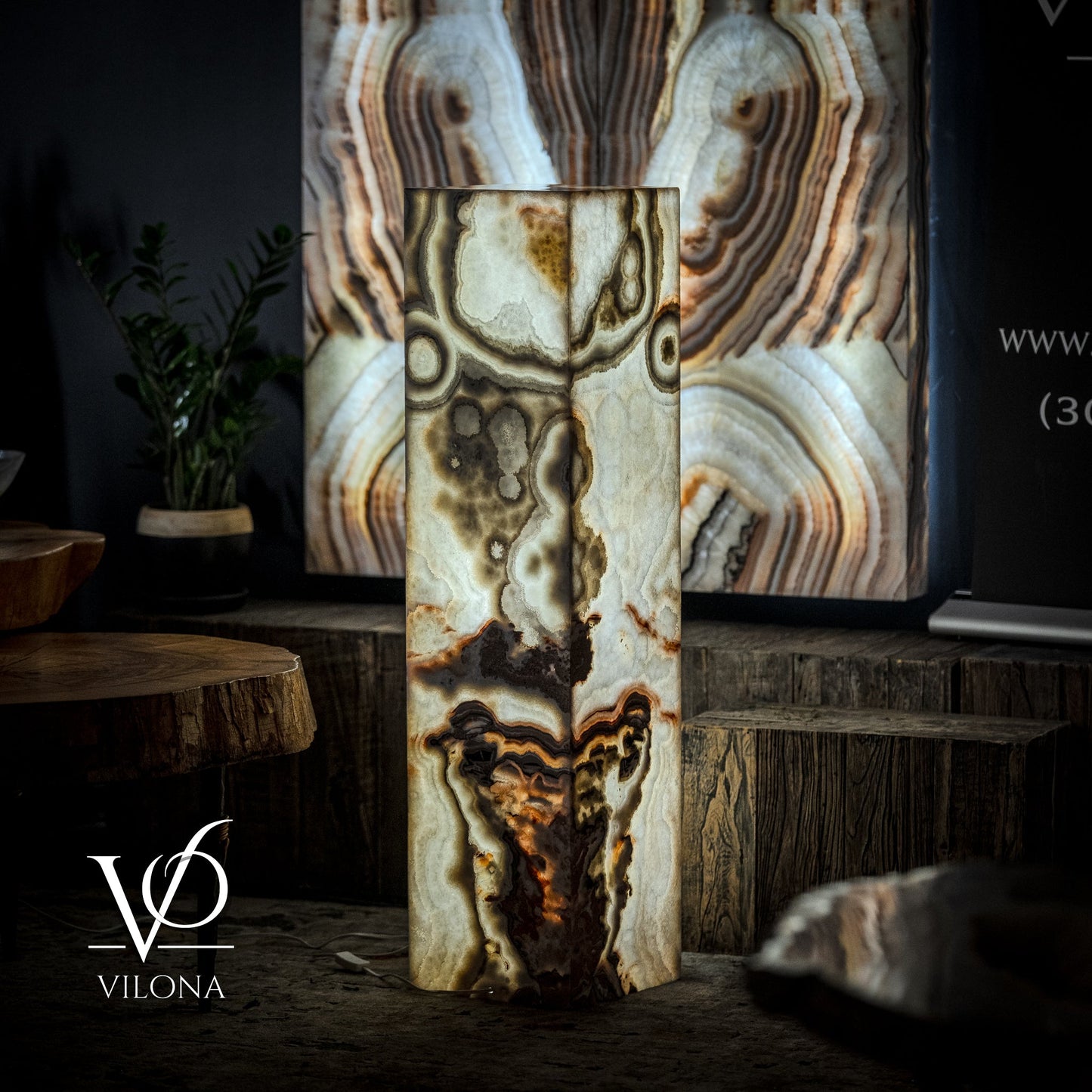 Sahara Onyx Floor Lamp - Exotic - Polished - Medium - 47.5"H x 12"W - Square - #4